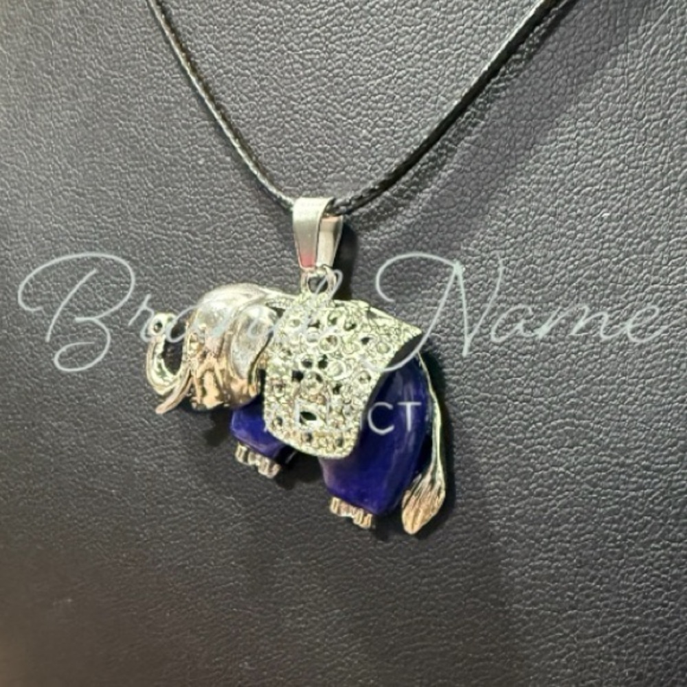 PRICE IS FIRM - Lapis Lazuli Silver Toned Elephant Necklace - Picture 3 of 6